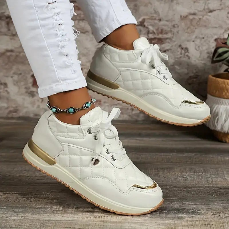 Quilted Pattern Lace-Up Casual Sneakers