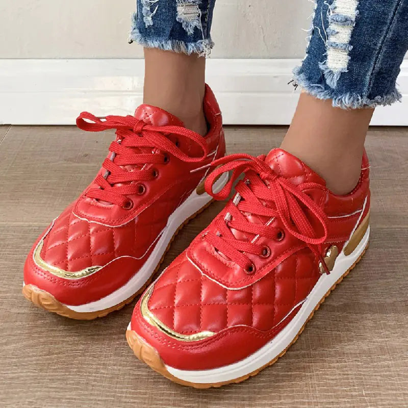 Quilted Pattern Lace-Up Casual Sneakers