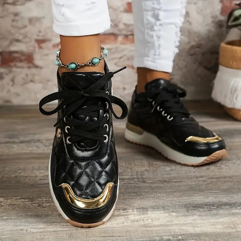 Quilted Pattern Lace-Up Casual Sneakers