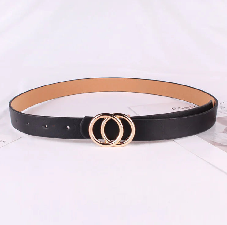 Elegance Loop: Women's Minimalist Ring Belt for Every Outfit